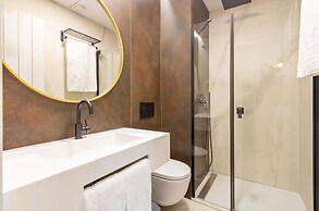 Harinas Central Apartments by Valcambre