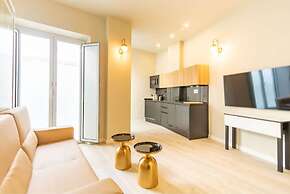 Harinas Central Apartments by Valcambre