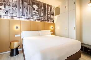 Harinas Central Apartments by Valcambre