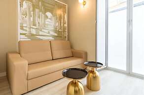 Harinas Central Apartments by Valcambre