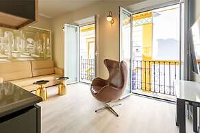 Harinas Central Apartments by Valcambre