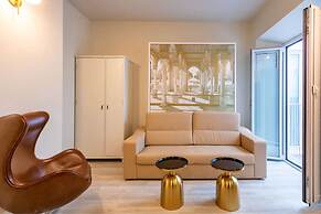 Harinas Central Apartments by Valcambre