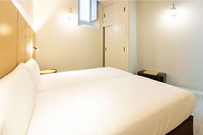 Harinas Central Apartments by Valcambre