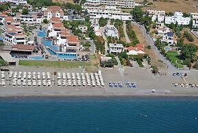 Amaryllis Front Beach Hotel