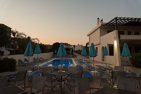 Amaryllis Front Beach Hotel