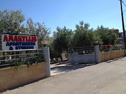 Amaryllis Front Beach Hotel