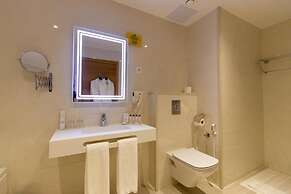 Golden Tulip Opera Alger