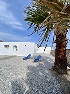 Sea Sound Villa at Perivolos Santorini