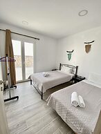 Sea Sound Villa at Perivolos Santorini