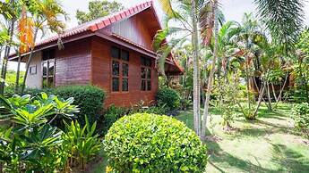 Bang Saray Village Resort