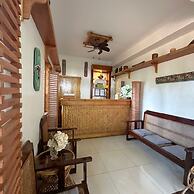 Earl De Princesa Hotel