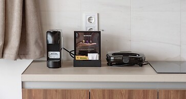 Akali apartment Airport by Airstay