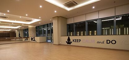 One Uptown Residence BGC Taguig