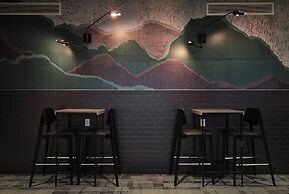 Alt Hotel Calgary University District