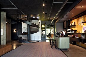 Alt Hotel Calgary University District