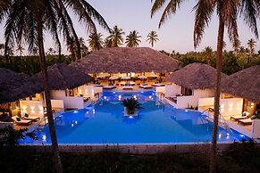 MKNI Hotel - Ikaika Makani Experience