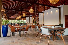 MKNI Hotel - Ikaika Makani Experience