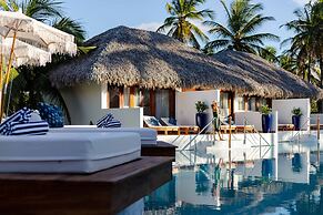 MKNI Hotel - Ikaika Makani Experience