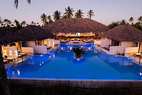 MKNI Hotel - Ikaika Makani Experience