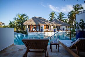 MKNI Hotel - Ikaika Makani Experience