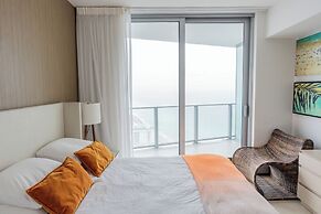 Hollywood Beach Condos