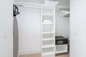 Hollywood Beach Condos