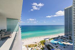 Hollywood Beach Condos