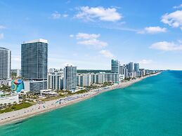 Hollywood Beach Condos