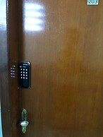 Ap 2 Qts com suíte  Garagem e Elevador