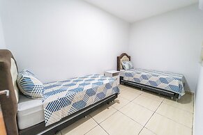 Ap 2 Qts com suíte  Garagem e Elevador