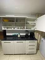 Ap 2 Qts com suíte  Garagem e Elevador