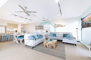 ZEN POINT PENTHOUSE - 3 BR Waterfront