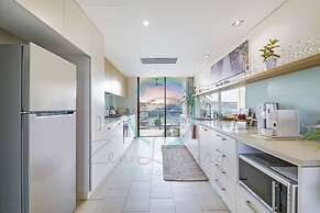 ZEN PENINSULA - 3 BR Waterfront Apt