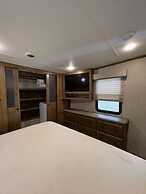 5th Wheel Overnight Rental