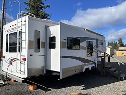 5th Wheel Overnight Rental