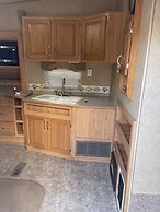 5th Wheel Overnight Rental