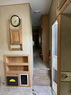 5th Wheel Overnight Rental