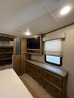 5th Wheel Overnight Rental