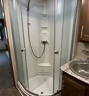 5th Wheel Overnight Rental