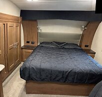 5th Wheel Overnight Rental