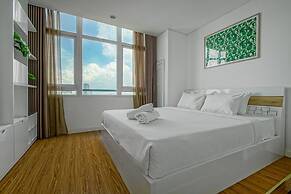 City by night Ben Thanh Apartments