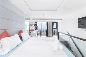 City by night Ben Thanh Apartments