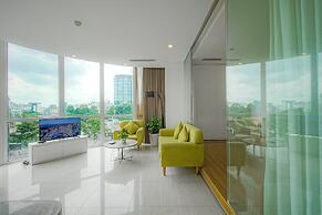 City by night Ben Thanh Apartments