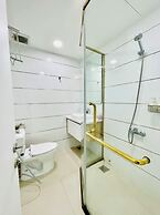 City by night Ben Thanh Apartments