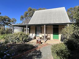 Murray River Spa Retreat