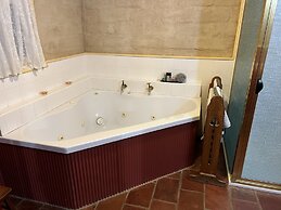 Murray River Spa Retreat