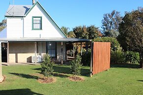 Murray River Spa Retreat