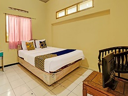 SPOT ON 92408 Hotel Renata 2