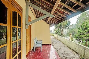 SPOT ON 92414 Hotel Pereng Sari