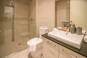 ZEN CENTRAL AMBIENT - 3Bedroom Apartment